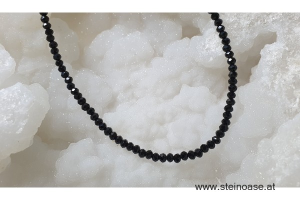 Kette Onyx facettiert 6mm